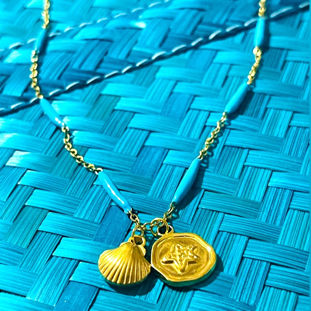 Stainless steel handmade gold & blue necklace w/ starfish & seashell charm.New!
